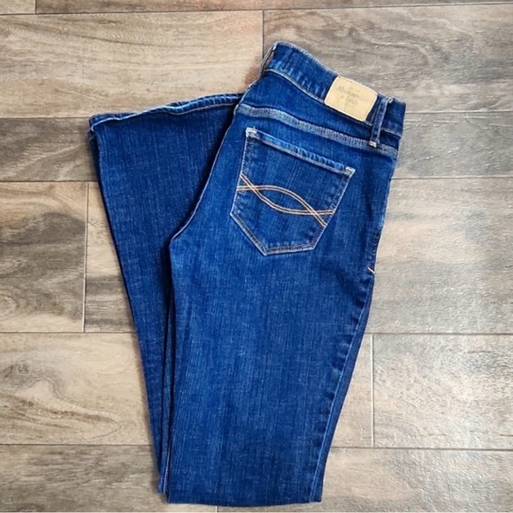 Y2K A&F Bootcut Jeans — 4S - Picture 1 of 2